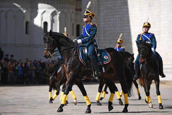 Ceremonial changing of the Presidential Regiment equestrian and pedestrian guard