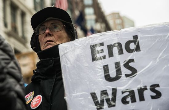 Protest in US against strikes on Syria