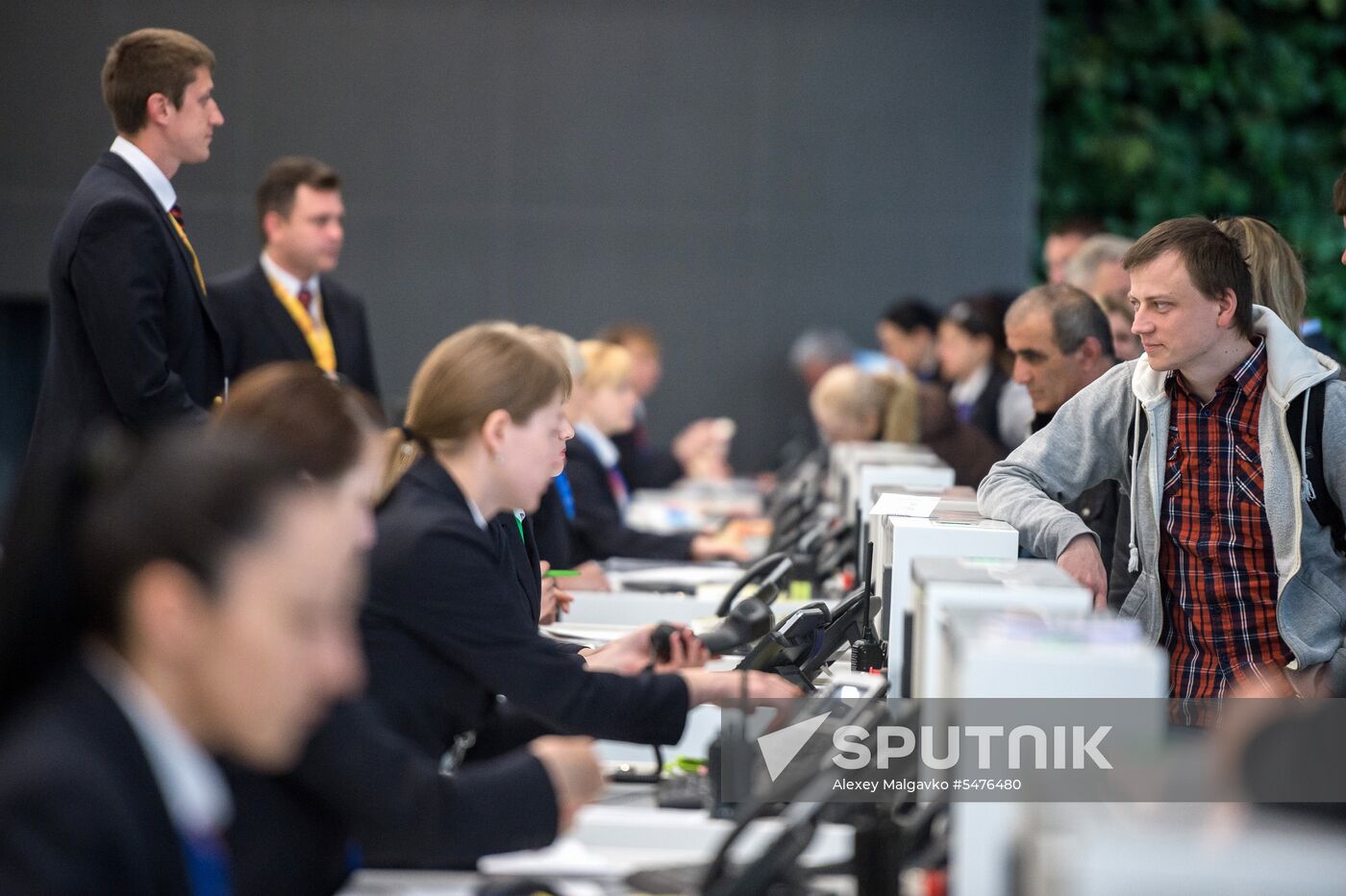 New airport terminal opens in Simferopol
