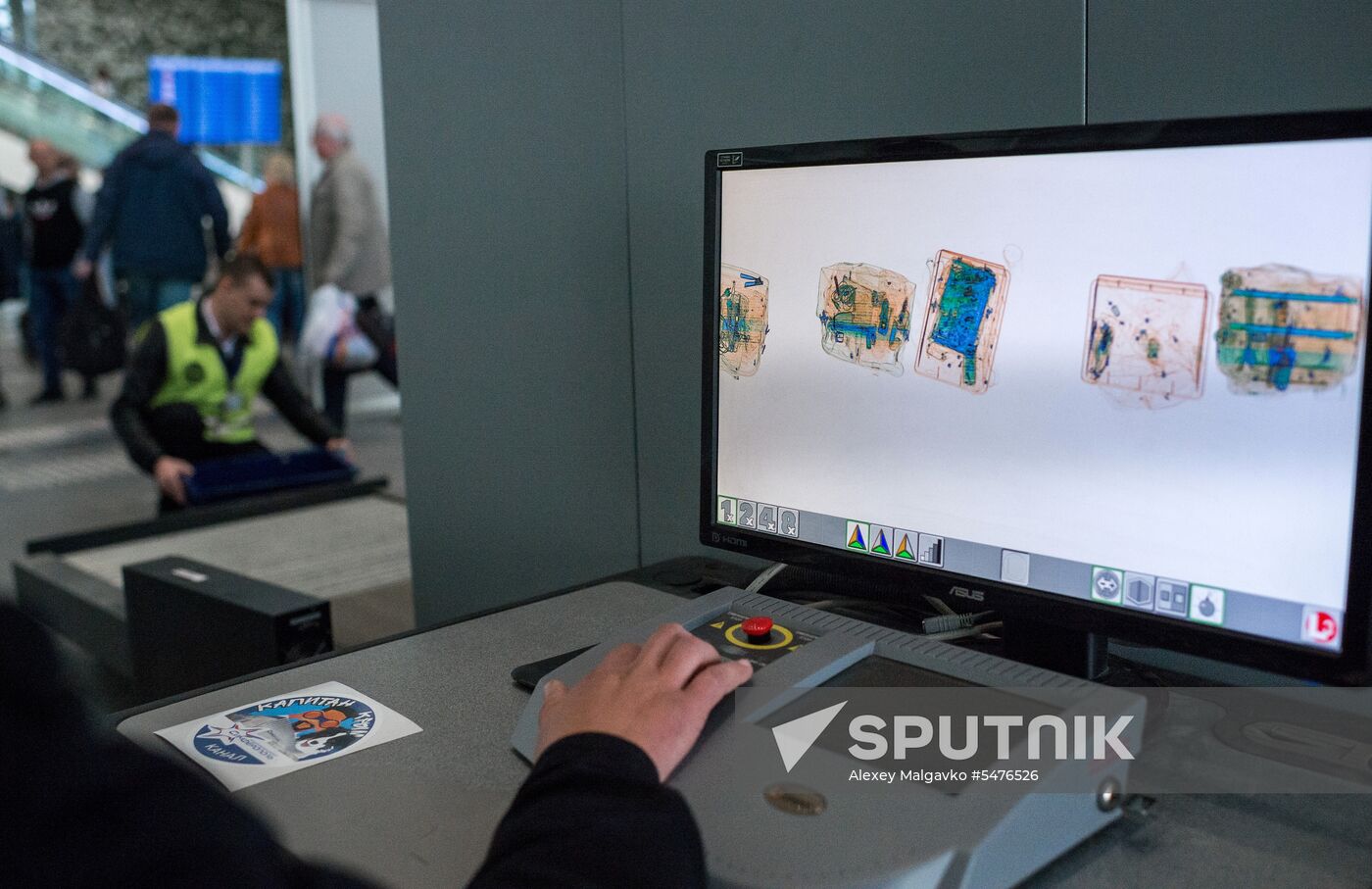 New airport terminal opens in Simferopol