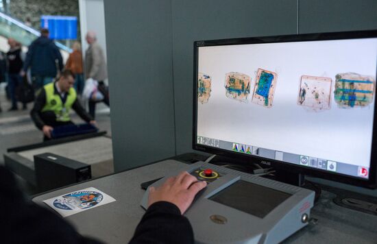 New airport terminal opens in Simferopol