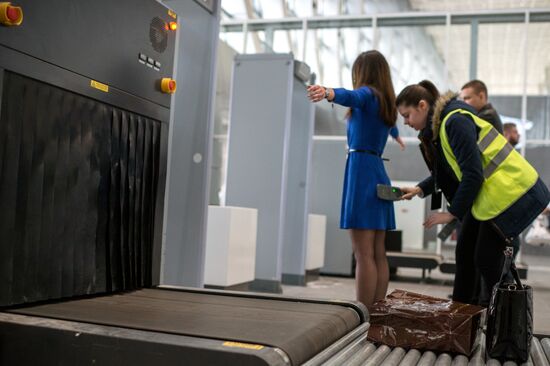 New airport terminal opens in Simferopol