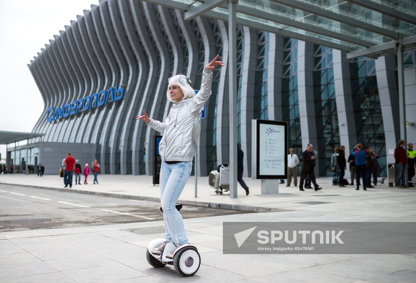 New airport terminal opens in Simferopol