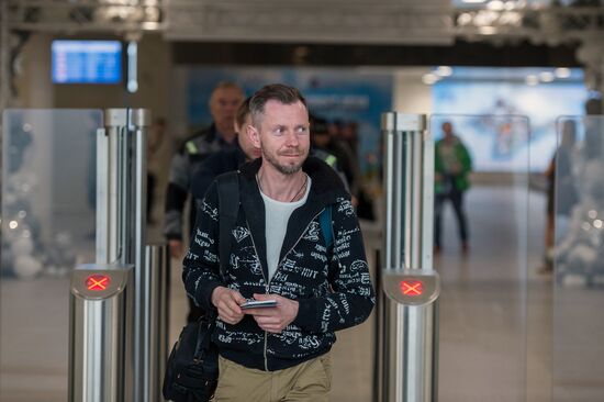 New airport terminal opens in Simferopol