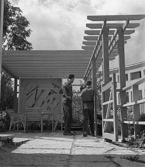 Gardener's Dream House at National Exhibition of Economic Achievements