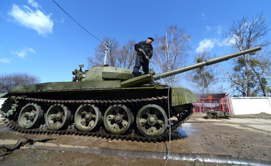 Central storage base for armored vehicles in Primorye
