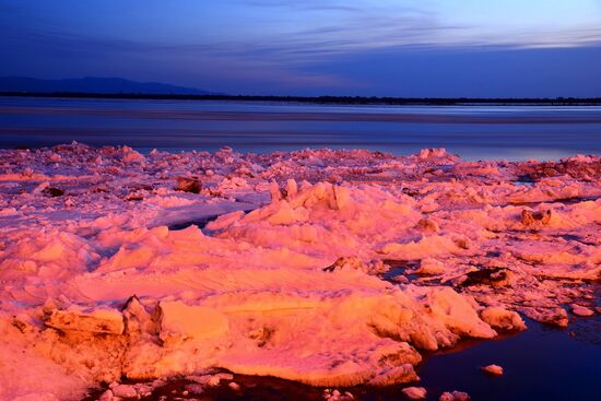 Ice breaks on Amur River