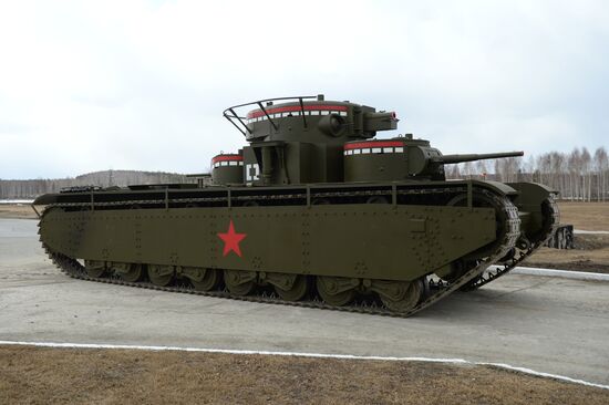 Testing replica of Soviet tank T-35 in Yekaterinburg