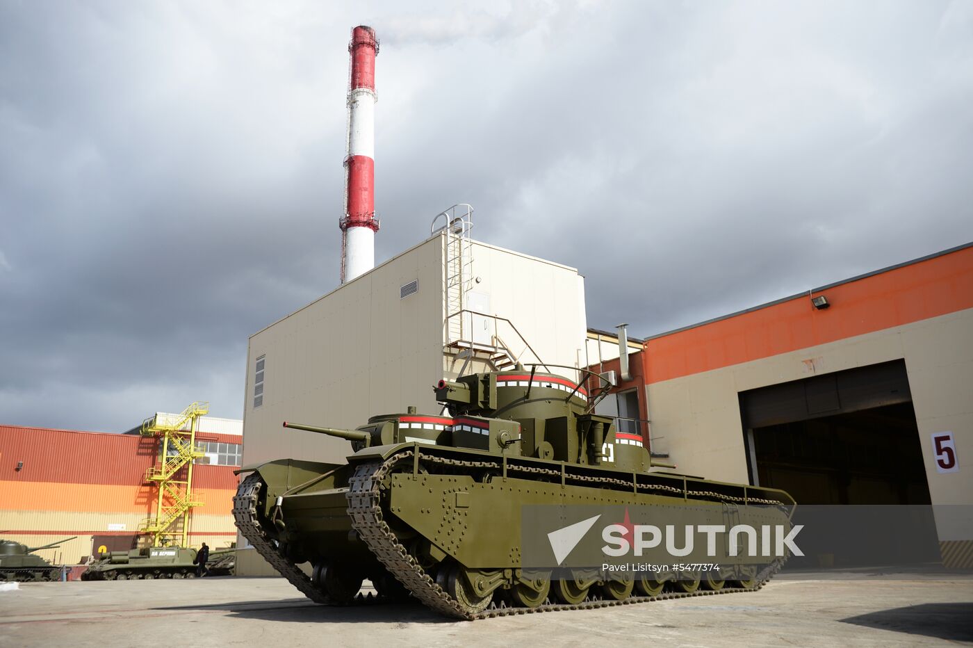 Testing replica of Soviet tank T-35 in Yekaterinburg