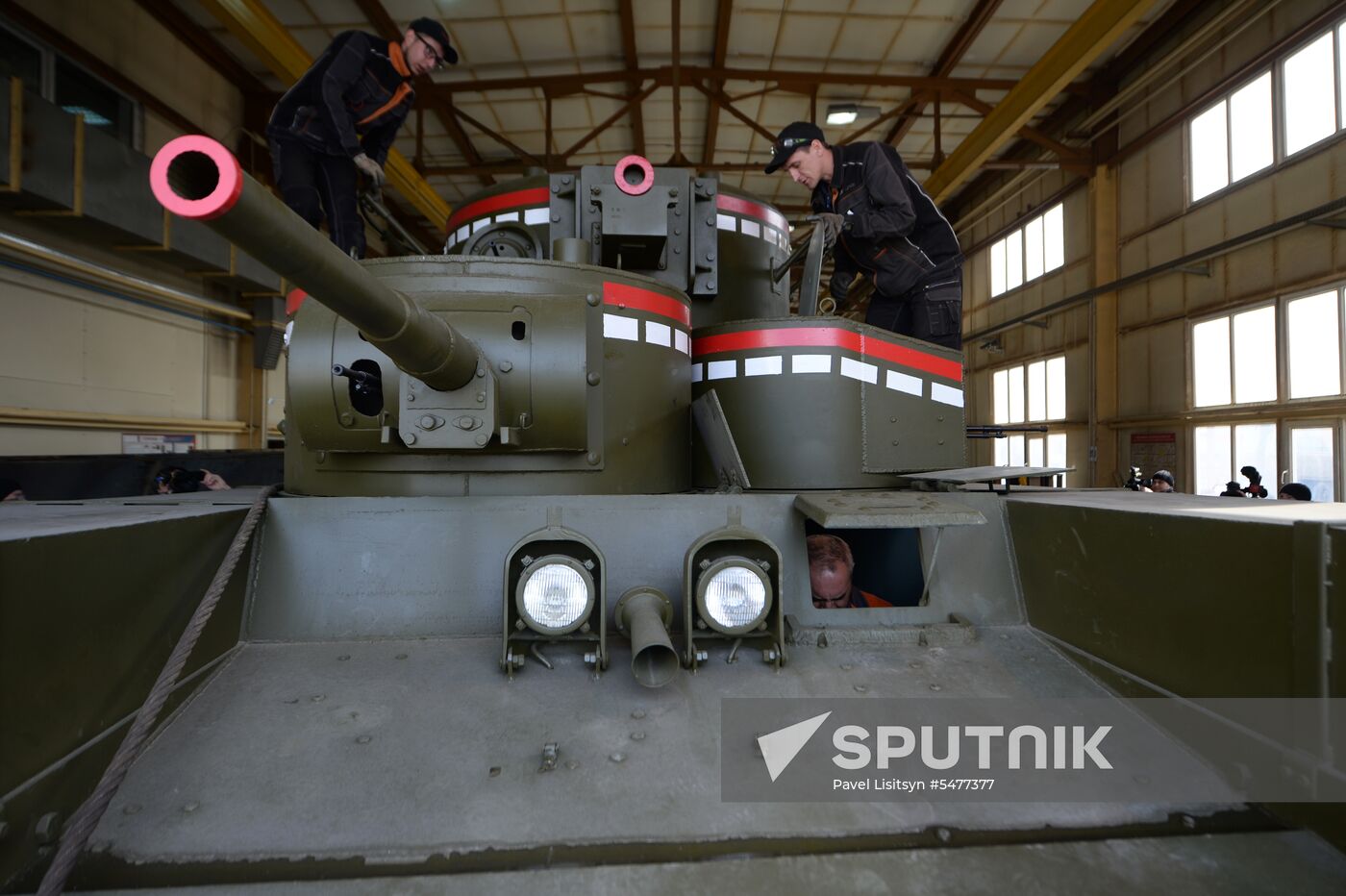 Testing replica of Soviet tank T-35 in Yekaterinburg