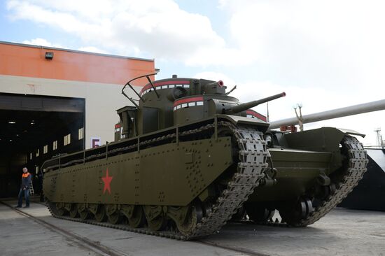 Testing replica of Soviet tank T-35 in Yekaterinburg