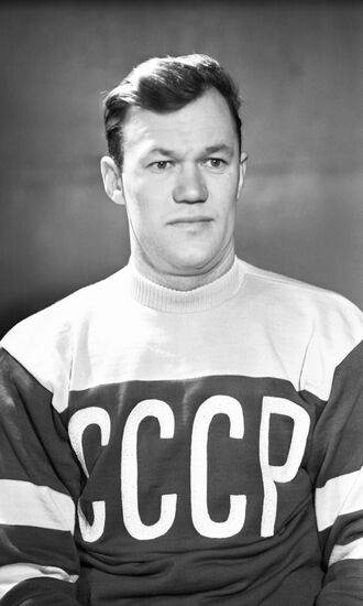 Soviet athlete Vsevolod Bobrov