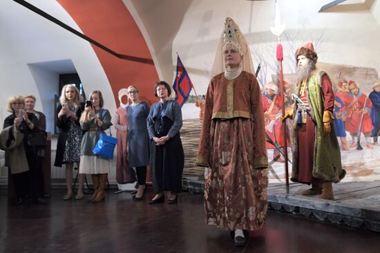 'Embroidered with silk, pearls and gold' exhibition unveiled