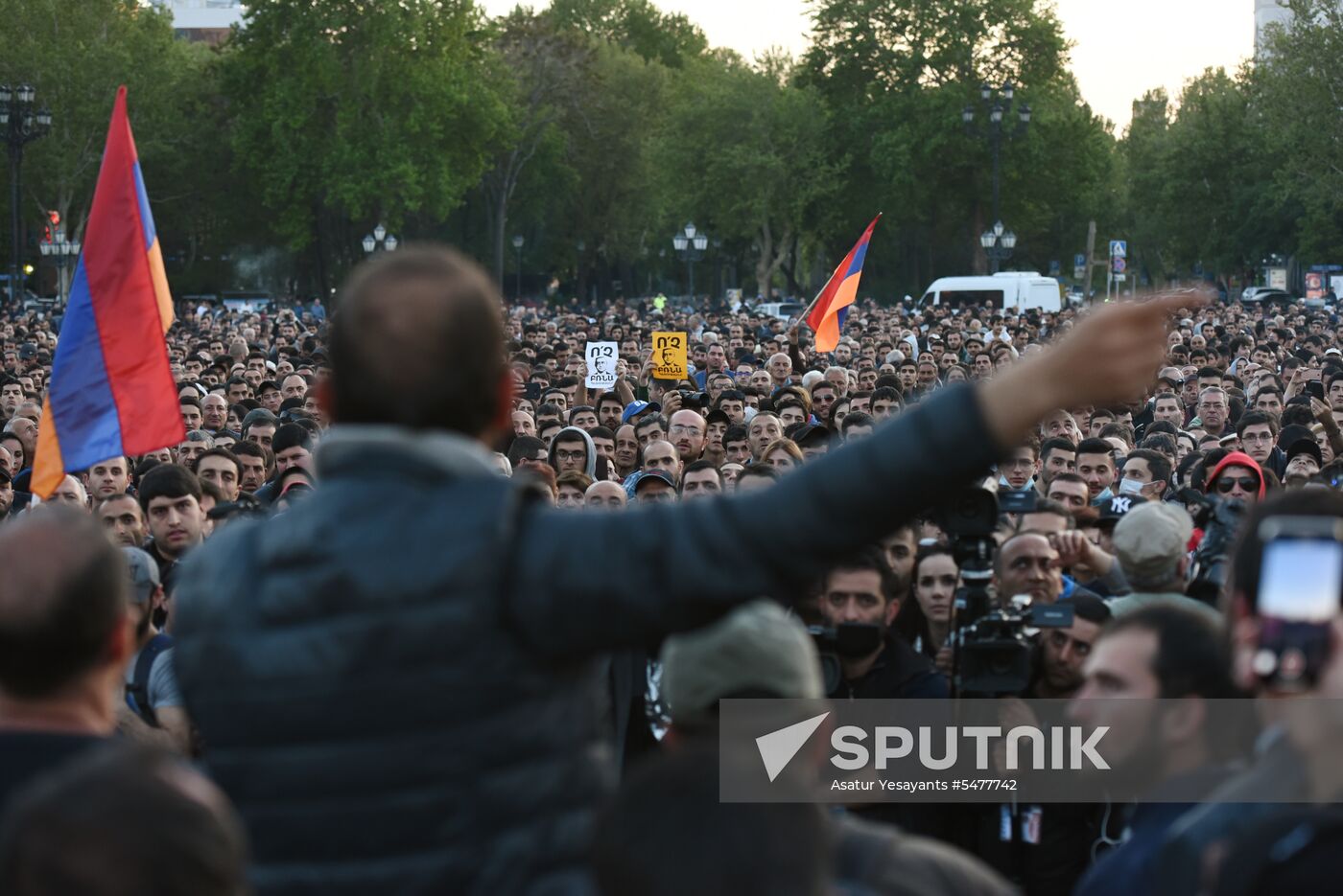 Protests surge in Yerevan
