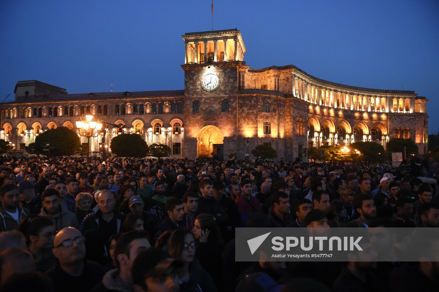 Protests surge in Yerevan