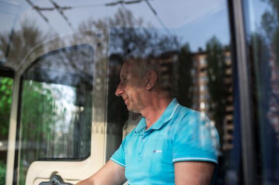 Crimea's first Russia-produced electric bus in service