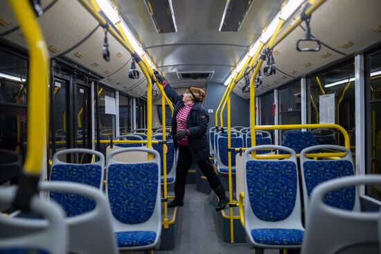 Crimea's first Russia-produced electric bus in service