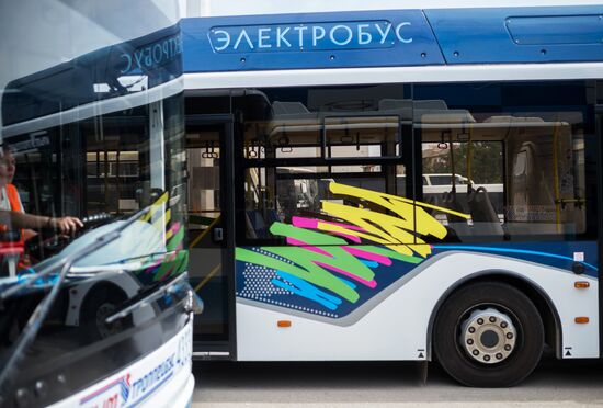 Crimea's first Russia-produced electric bus in service