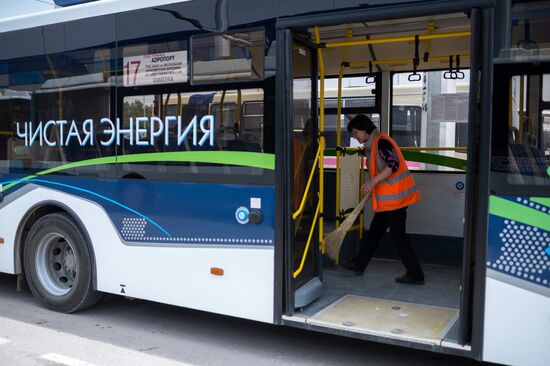 Crimea's first Russia-produced electric bus in service