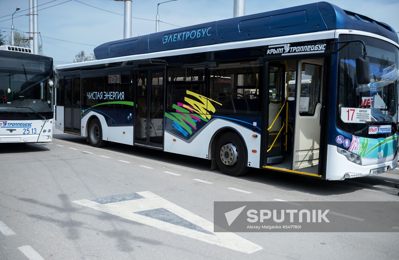 Crimea's first Russia-produced electric bus in service