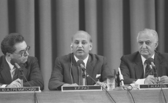 News conference on launching first Indian satellite IRS-1A