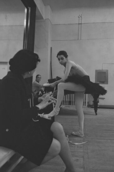 Ballet dancer Nina Ananiashvili and ballet master Raisa Struchkova
