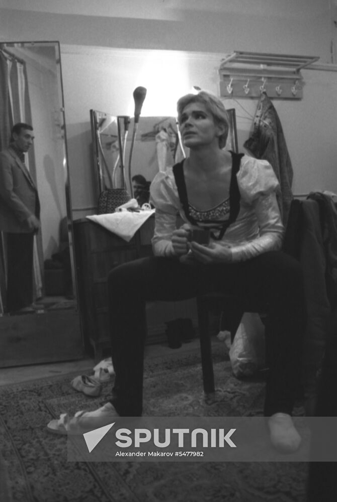 Bolshoi Theater soloist Andris Liepa