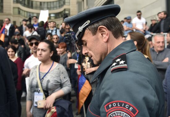 Opposition protests in Yerevan
