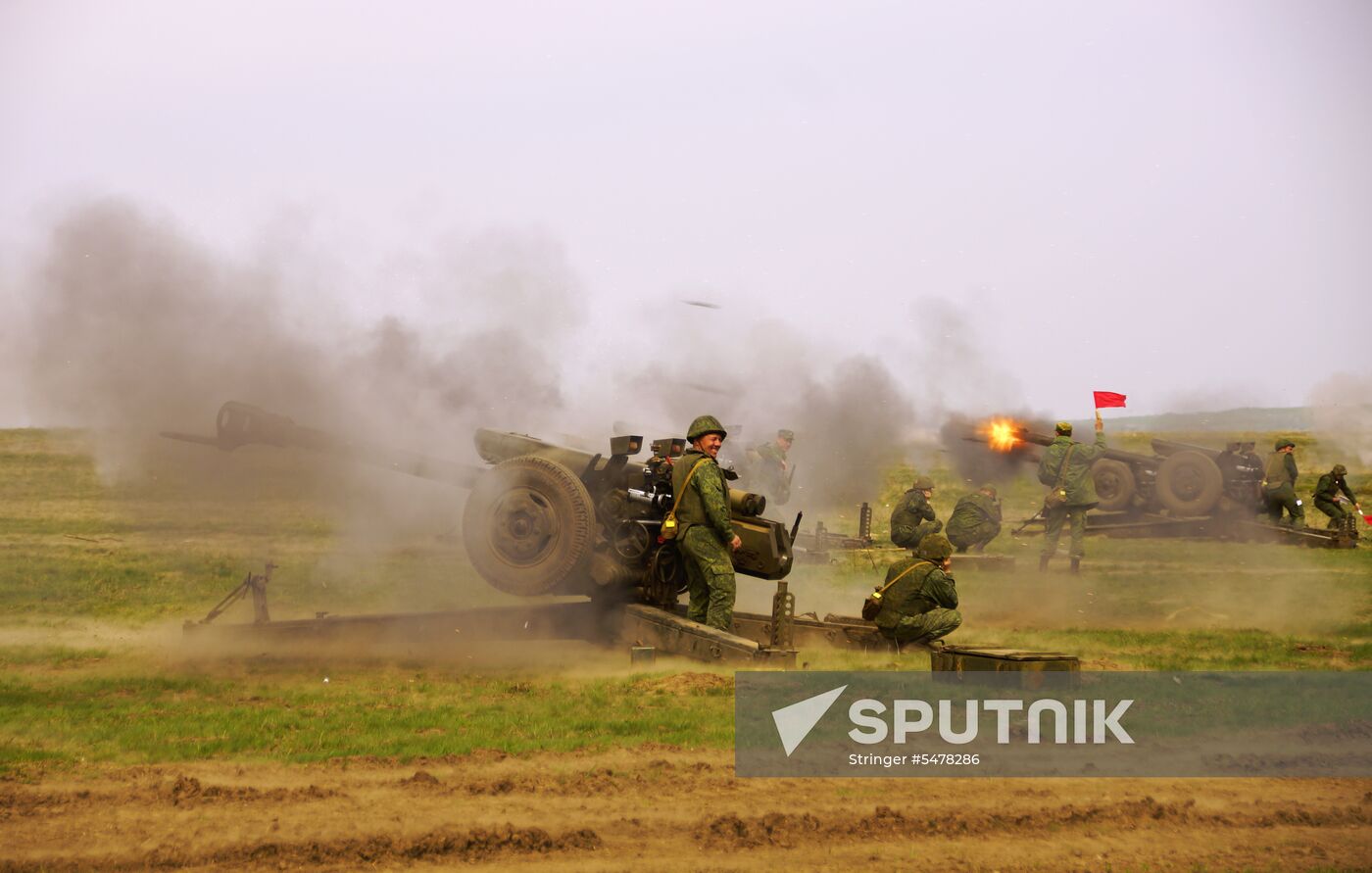 Firearms drill of the People's Militia of the Lugansk People's Republic