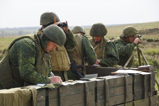 Firearms drill of the People's Militia of the Lugansk People's Republic
