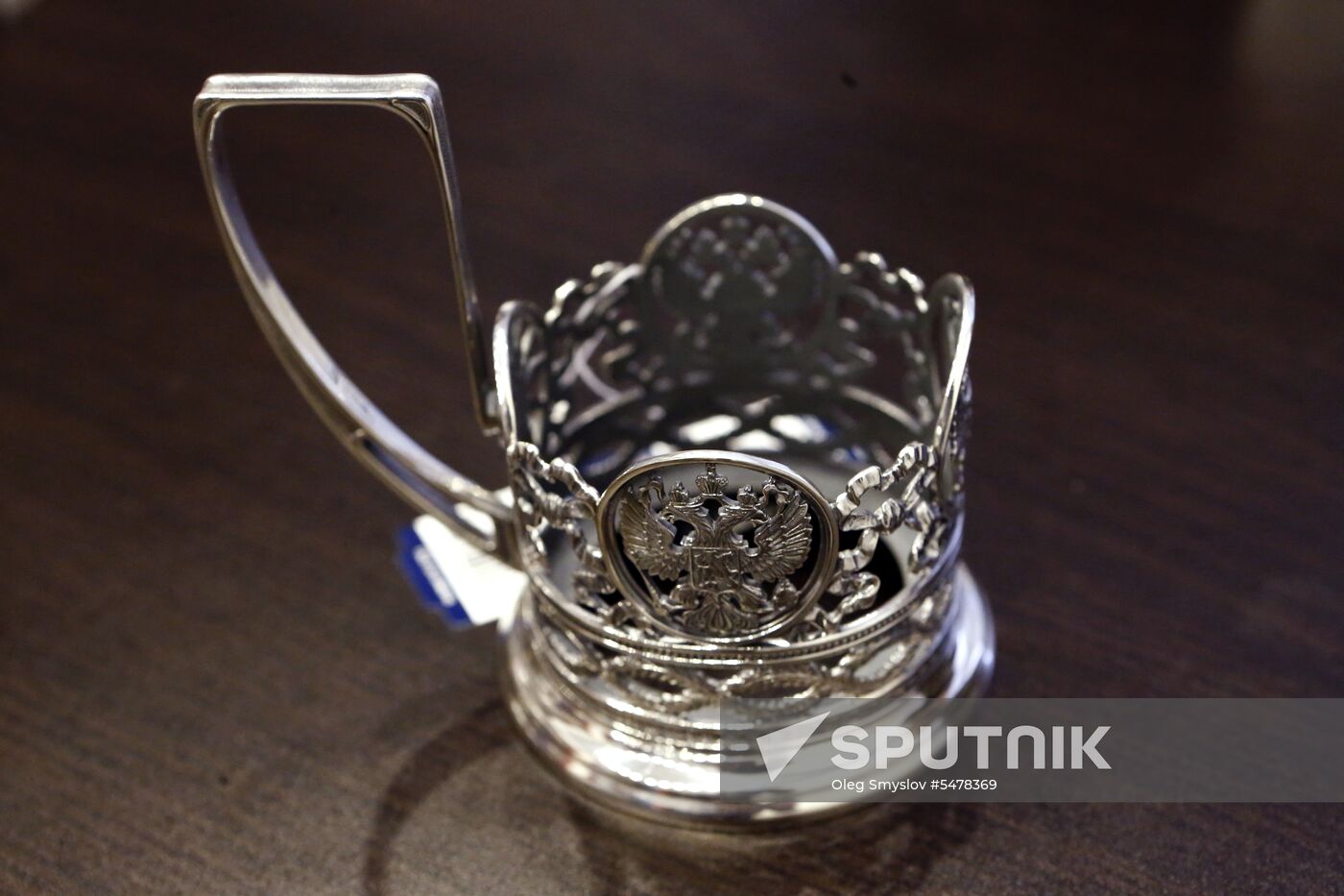Production of state decorations at Russkiye Remyosla Plant in Yaroslavl