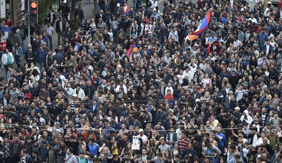 Opposition protests in Yerevan