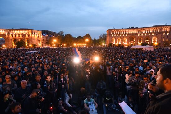 Opposition protests in Yerevan