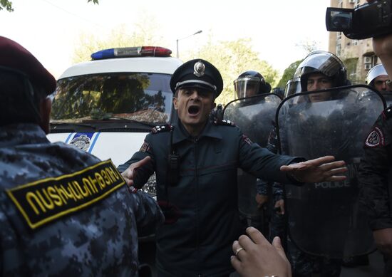 Opposition's protest rally in Yerevan