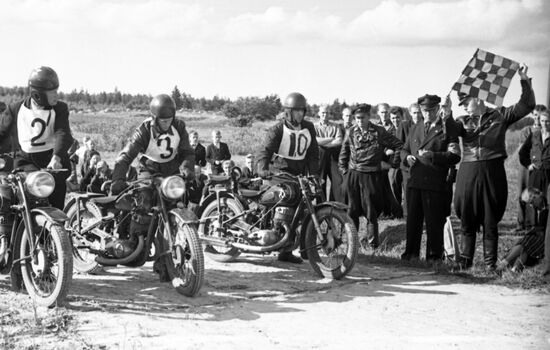 Cross-country motorcycle race in Baltic republics