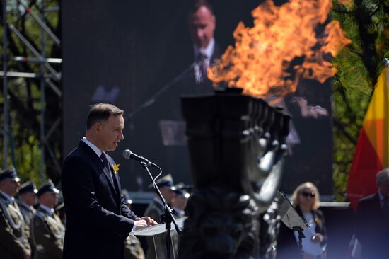 Commemorative event to mark 75th anniversary of Warsaw ghetto uprising