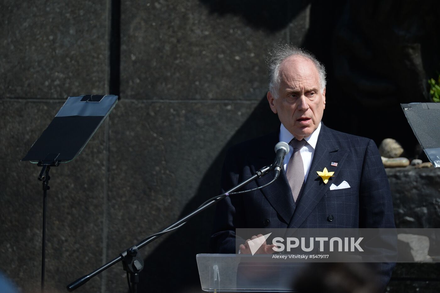 Commemorative event to mark 75th anniversary of Warsaw ghetto uprising