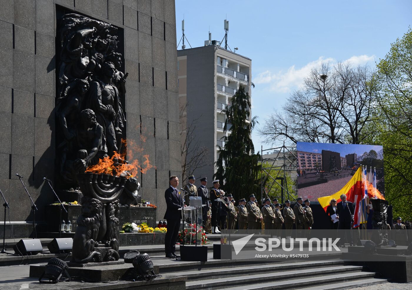 Commemorative event to mark 75th anniversary of Warsaw ghetto uprising