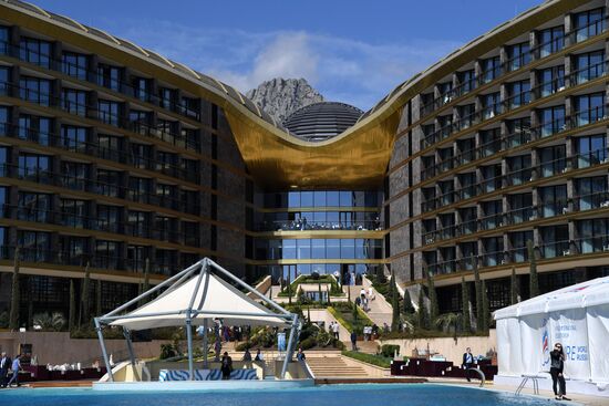 Yalta International Economic Forum. Day one