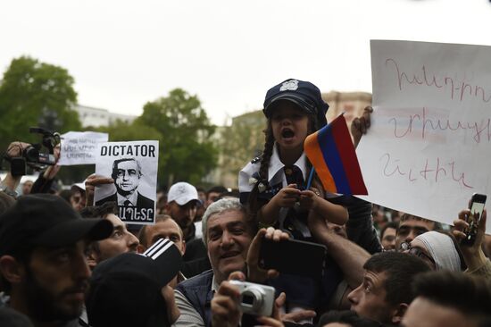 Opposition's protest rally in Yerevan