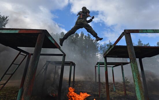 Exam to earn right to wear crimson beret in Belarus