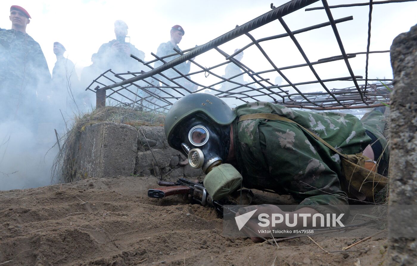 Exam to earn right to wear crimson beret in Belarus