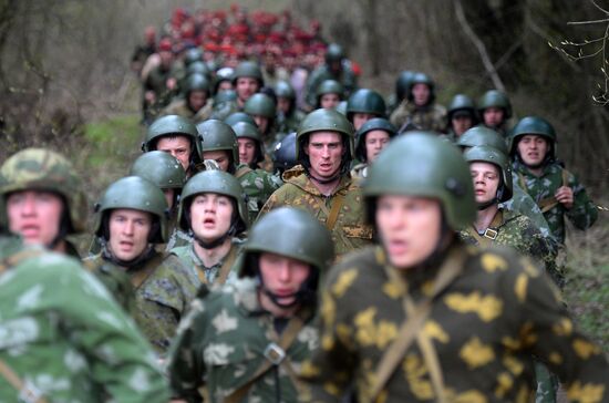 Exam to earn right to wear crimson beret in Belarus