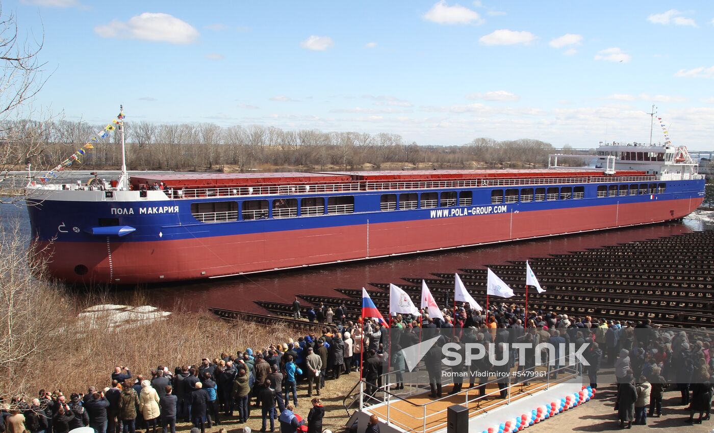 Nizhny Novgorod shipyard floats new dry cargo ship for Pola Rise