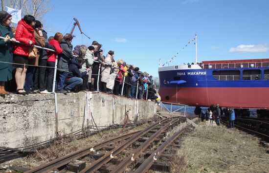 Nizhny Novgorod shipyard floats new dry cargo ship for Pola Rise