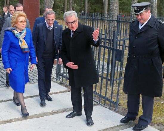Unveiling of Katyn Memorial