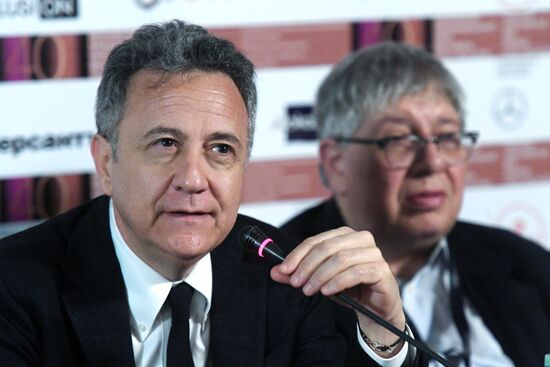 News conference of 2018 Moscow Film Festival jury