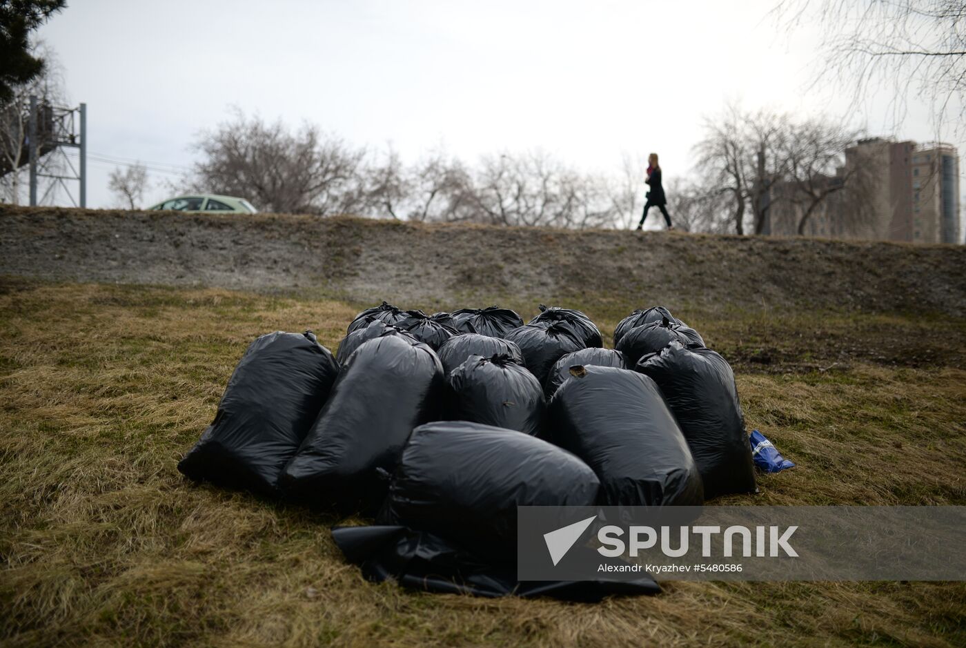 Voluntary city cleanup in Novosibirsk