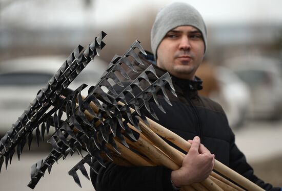 Voluntary city cleanup in Novosibirsk