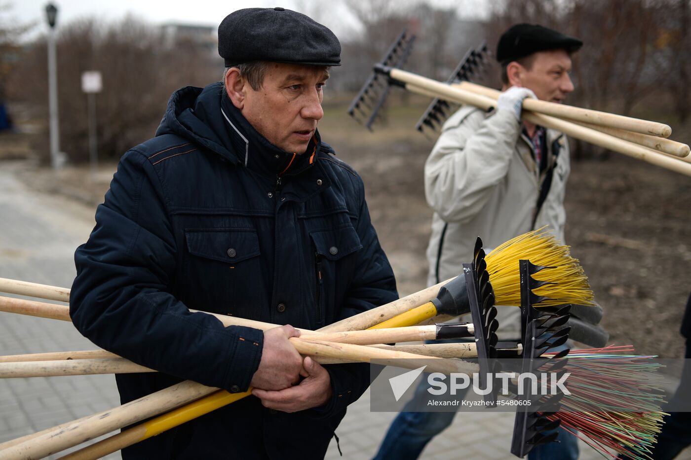Voluntary city cleanup in Novosibirsk